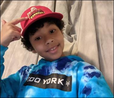 Adrian_Groulx_in_December_2020 (650x556, 56 kБ...)