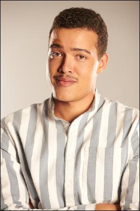 Young_Rock_Season_1_Bradley_Constant1 (667x1000, 147 kБ...)